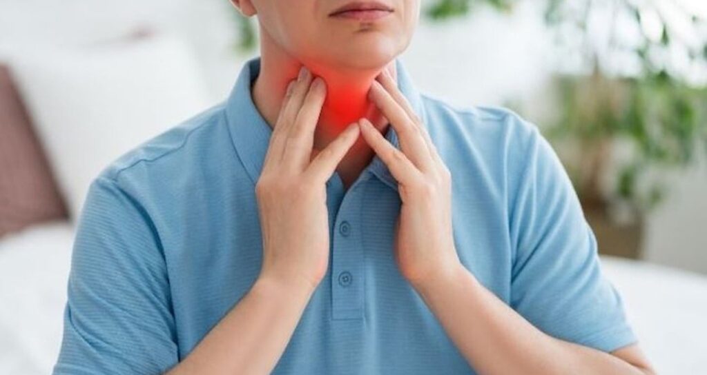 bogaz agrisinda bu ayrintiya dikkat kanser belirtisi olabilir DwSDEmNS