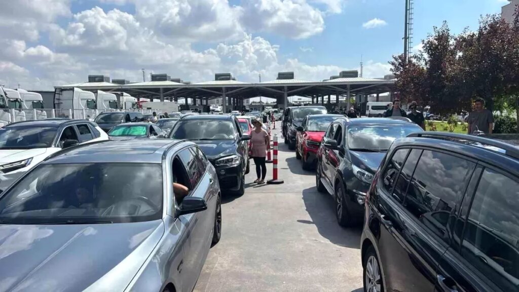 gurbetcilerin huzunlu donusu iRIKuUXY