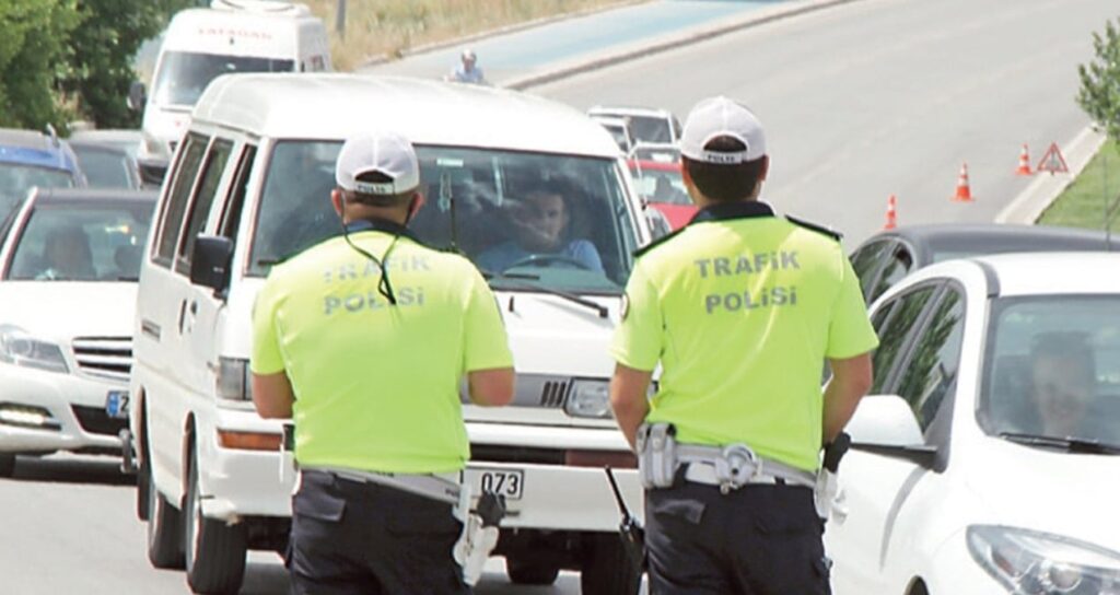 Triatlon nedeniyle İstanbul’da bazı yollar 2 gün kapalı olacak