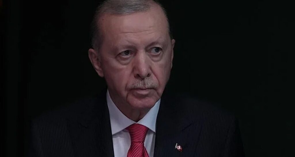 erdoganin ibb doneminde aldigi maaslarin belgesi cikti Pe6XsX78