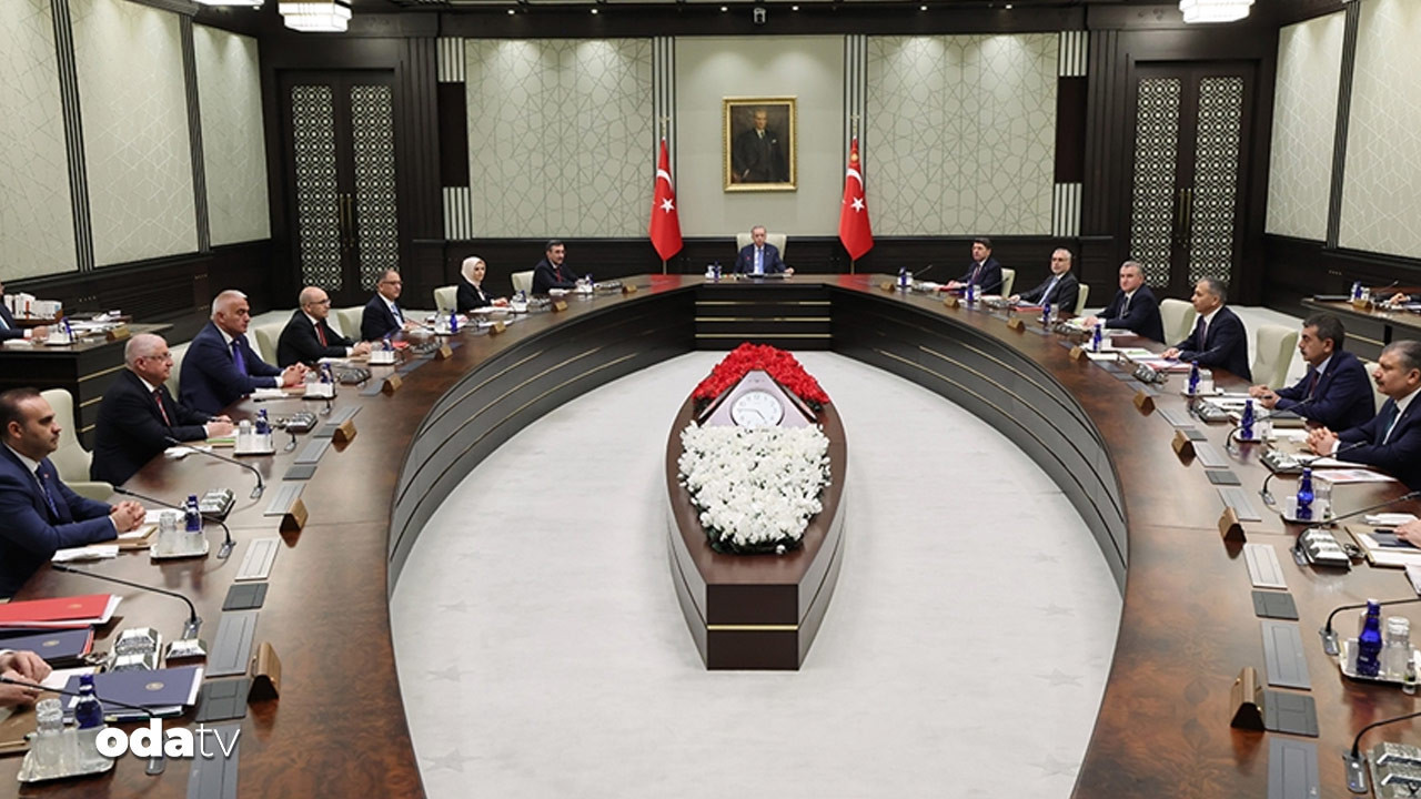 kabine toplaniyor masada neler var dFPg3WYr