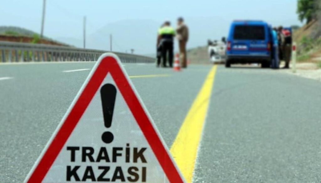 tavsanlida zincirleme trafik kazasi 7 yarali 3MguM8lV