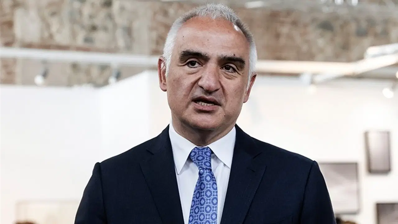 bakanligin yasakladigi kitaplar meclis gundeminde kendilerini inkar ediyorlar UP8taNjL.jpg