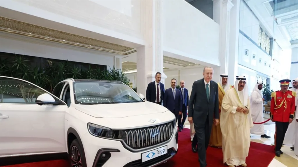 cumhurbaskani erdogan kuveyt emiri es sabaha togg hediye etti ZVkGNzlF.webp