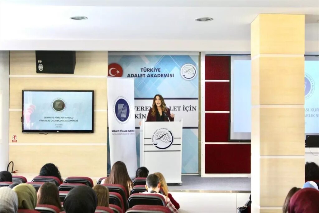 kadinlar icin finansal okuryazarlik egitimi devam ediyor WdF5NIAK.jpg