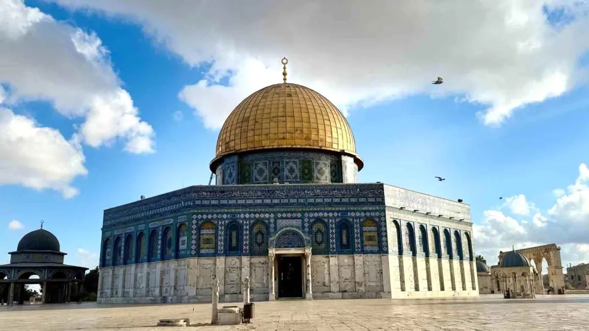 mescid i aksada muslumanlar icin zorlayici kontroller 5XdaIMMD.jpg