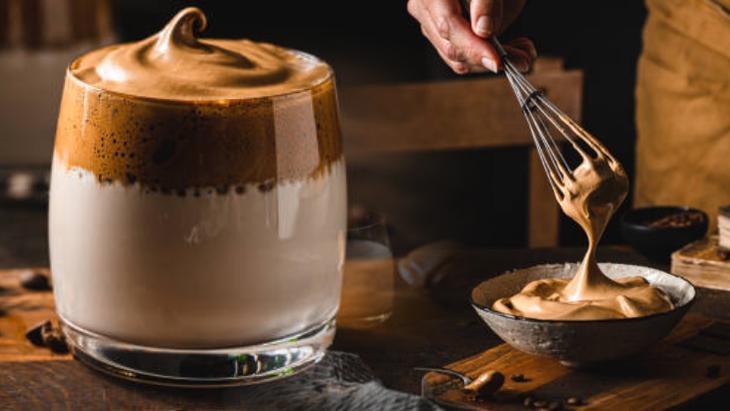 2ye 2 yapin cirpilmis kahvenin sirri suda 5 dakika kabartip 1 ay dondurucuda saklayin H1O2uiIs.jpg