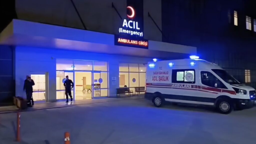 Burdur’da özel kolejde gıda zehirlenmesi şüphesi: 34 kişi hastaneye başvurdu