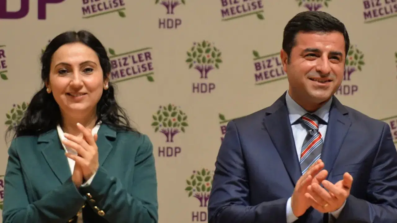 dem parti selahattin demirtas ve figen yuksekdagi ziyaret edecek cezaevi onunde aciklama yapilacak n4HQYbDe.jpg