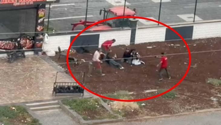 diyarbakirda kasap dukkaninda kanli hesaplasma 2 olu 2 yarali goruntuler ortaya cikti DIWOlRLH.jpg