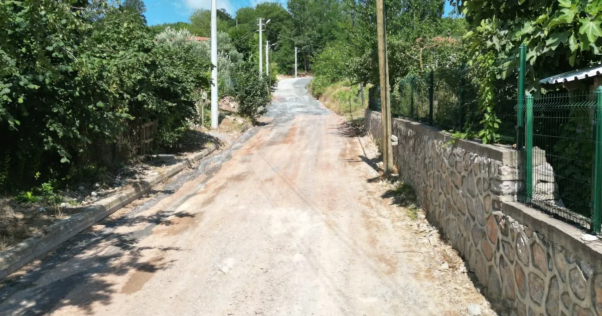 Kocaeli izmitte kirsal mahalleye modern beton yol I2ybeeYw