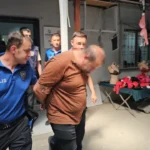 Pazar yerinde kadinlarin goruntulerini ceken erkek gozaltina alindi KY3zecXF
